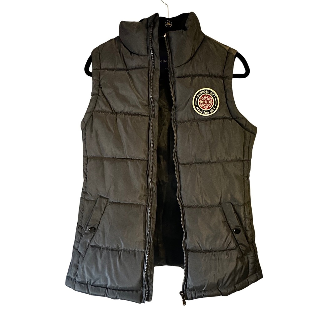 Madden Girl Women Puffer Vest bl‎ Patch Front Zip Pockets Size S NWTvck - Picture 3 of 7
